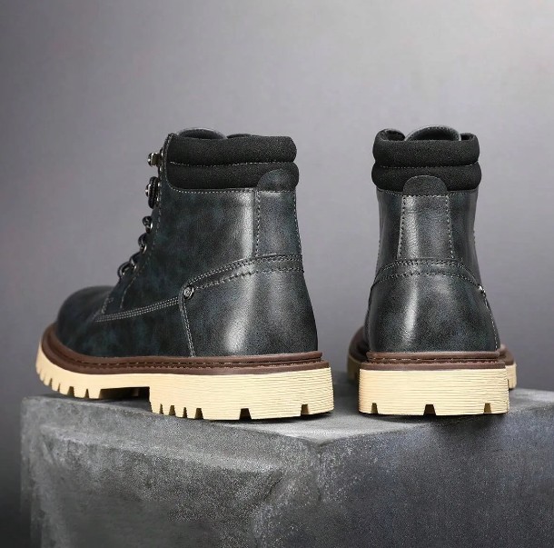 outdoor shoes