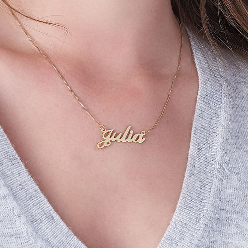 Personalized Classic Name Necklace in 18k Gold Plating