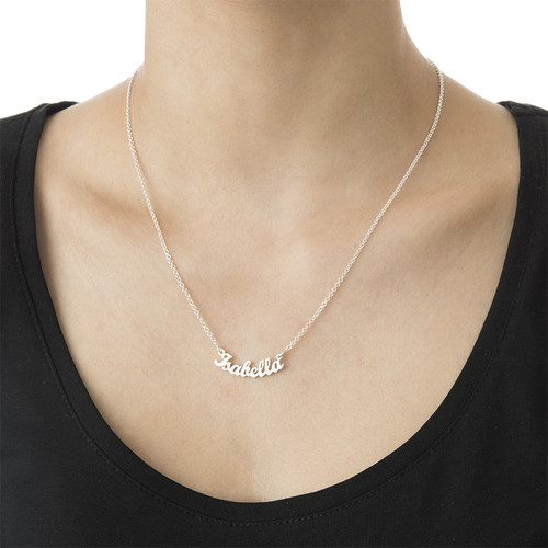 Signature Curved Name Necklace