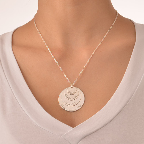 Engraved Mom Necklace with Four Discs