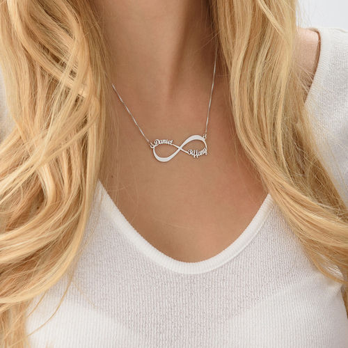 Infinity Name Necklace in 10K White Gold