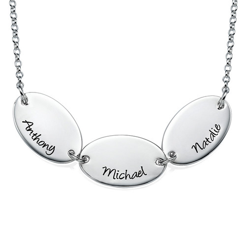 Mother Necklace with Kids Names - Oval Shaped in Sterling Silver