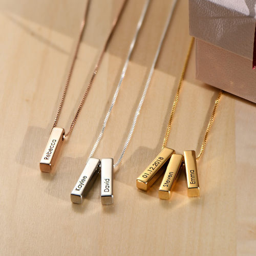 Short 3D Bar Necklace in Silver