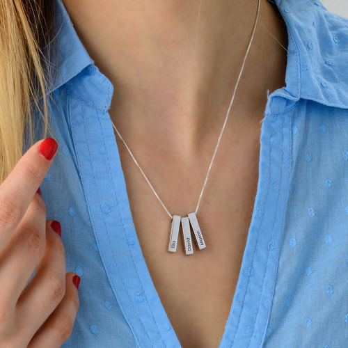 Short 3D Bar Necklace in Silver